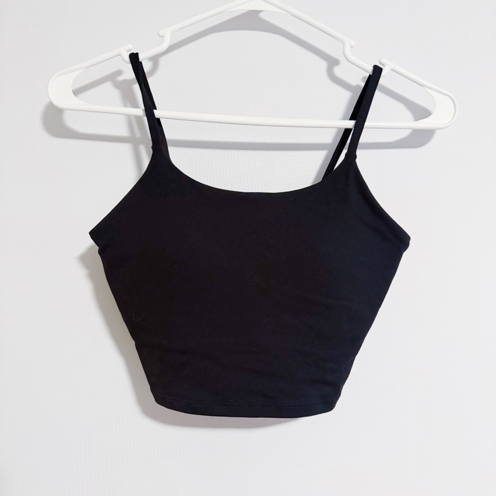 Halara - Black Crop Tank